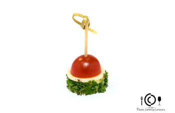 Хапки с Моцарела и чери домат